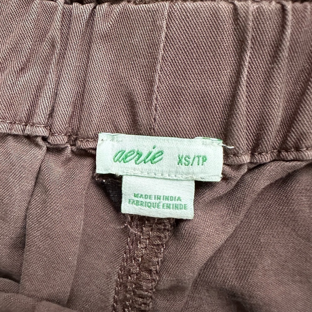 Aerie XS shorts burgundy paperbag waist pockets - Picture 3 of 4